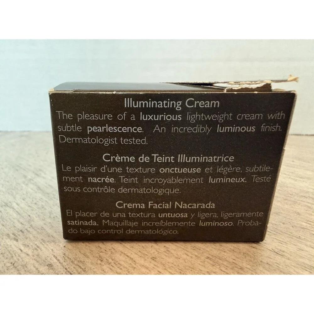 Yves Rocher Couleurs Illuminating Cream Metallic Gold Finish 01 Opalys 1.35oz